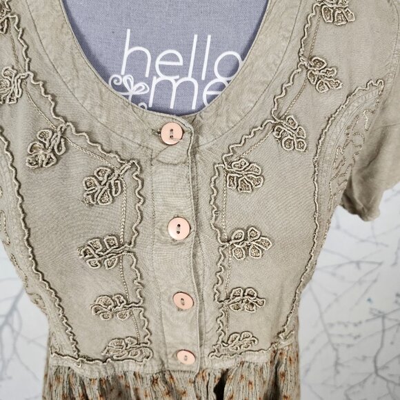 Meadow Lane Gold Beige Floral Embroidered Empire Waist Dress - Picture 2 of 8